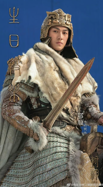 映画『封神』で鍛え上げた驚きの筋肉美