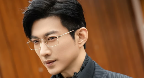 于龙（ユー・ロン）の年齢や身長などプロフィール詳細